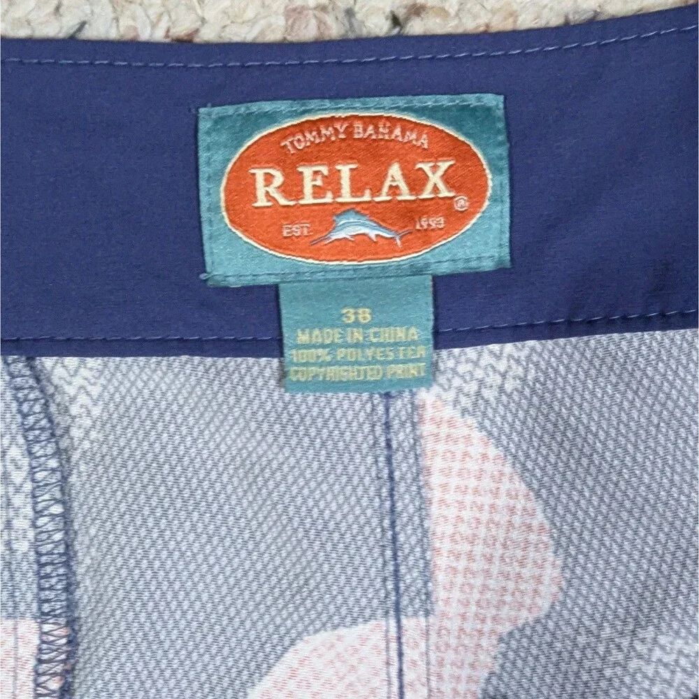 Tommy Bahama Relax Board Shorts Mens Size 38 Hawaiian Floral Navy/Red Pop Art